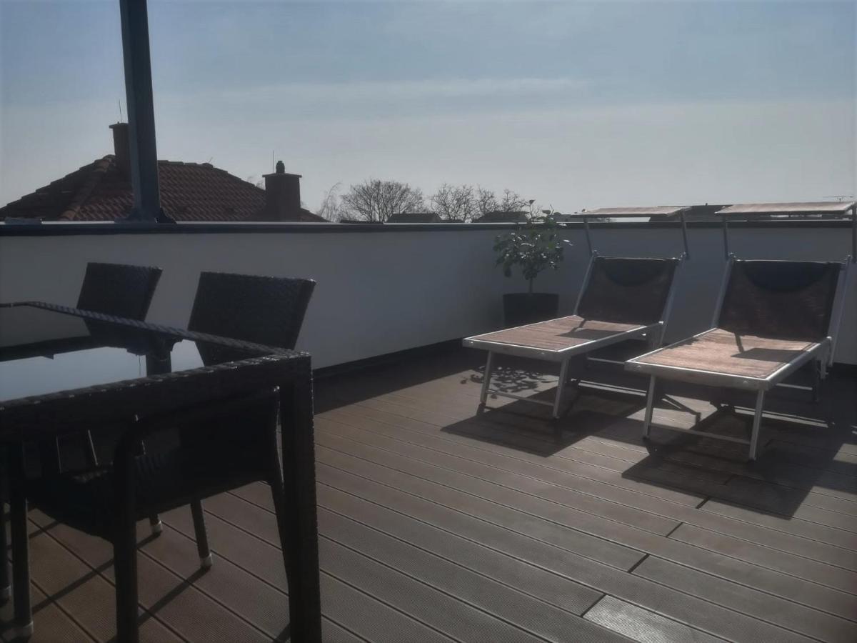 Penthouse Griemann 2 Fuer Max 4 Personen Mit Eigener Grosser Dachterrasse Zum Relaxen! Illmitz Dış mekan fotoğraf