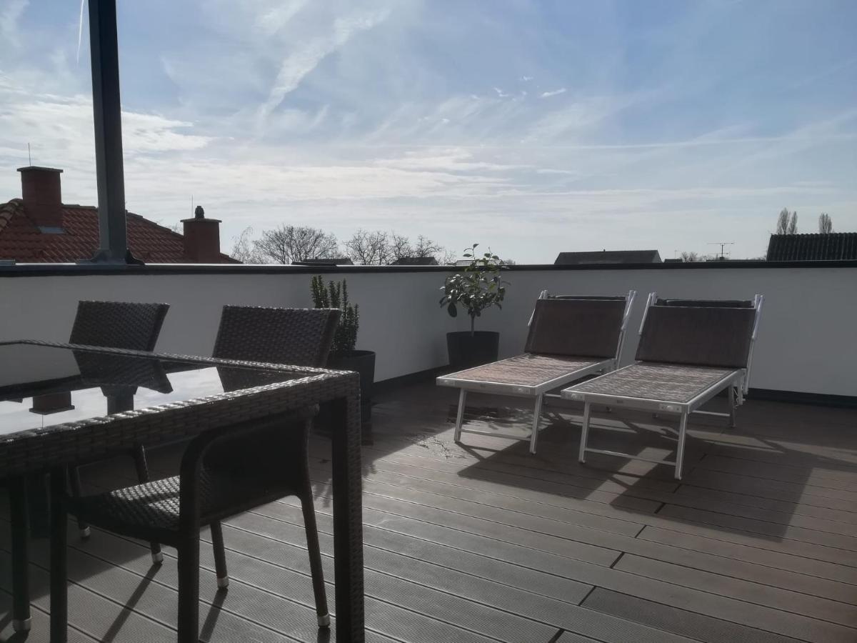 Penthouse Griemann 2 Fuer Max 4 Personen Mit Eigener Grosser Dachterrasse Zum Relaxen! Illmitz Dış mekan fotoğraf