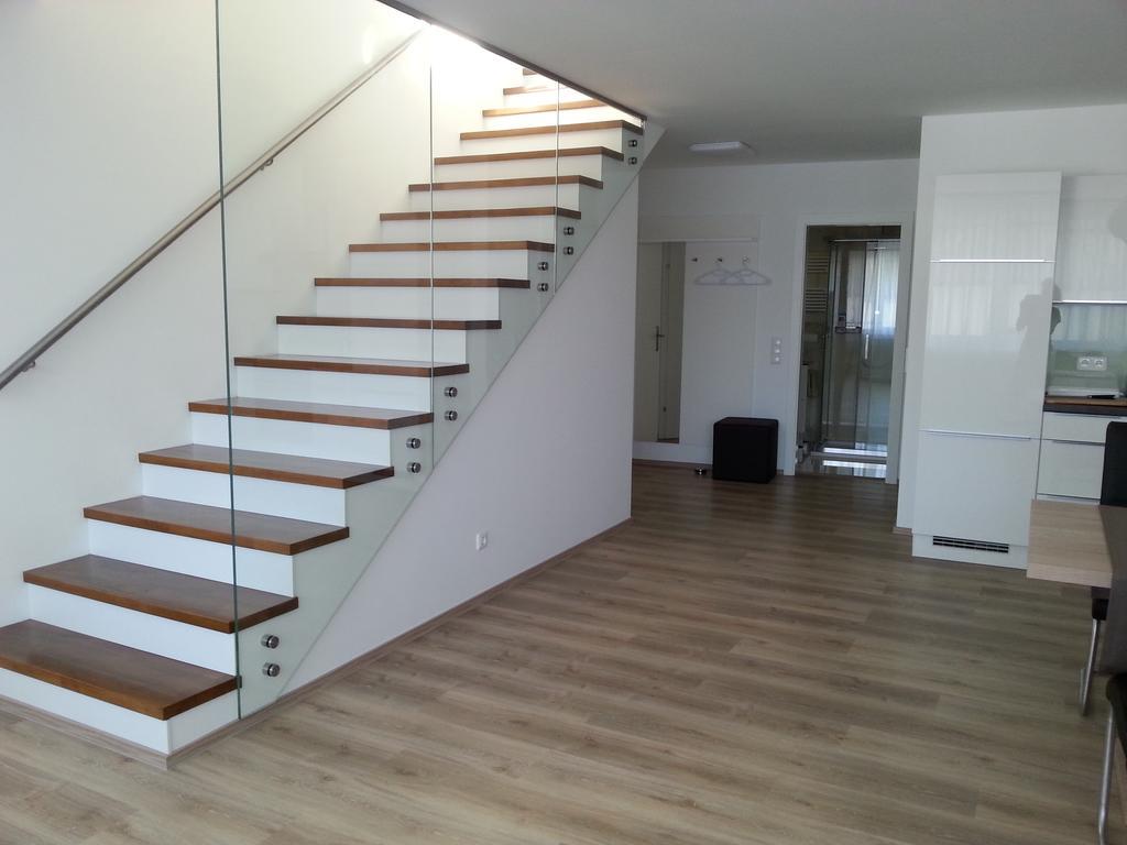Penthouse Griemann 2 Fuer Max 4 Personen Mit Eigener Grosser Dachterrasse Zum Relaxen! Illmitz Dış mekan fotoğraf