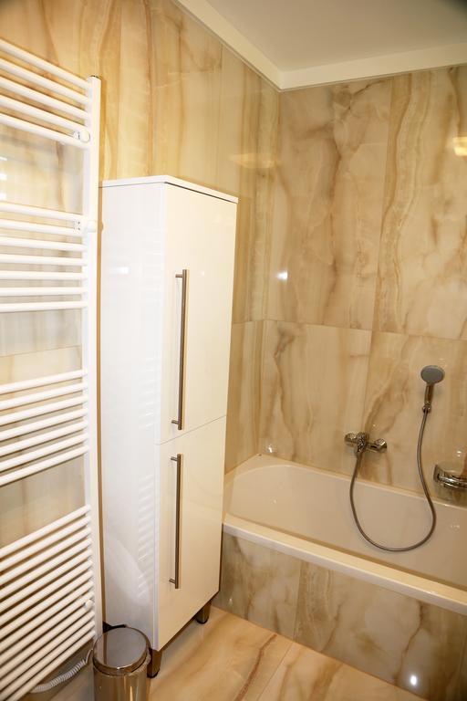 Penthouse Griemann 2 Fuer Max 4 Personen Mit Eigener Grosser Dachterrasse Zum Relaxen! Illmitz Dış mekan fotoğraf