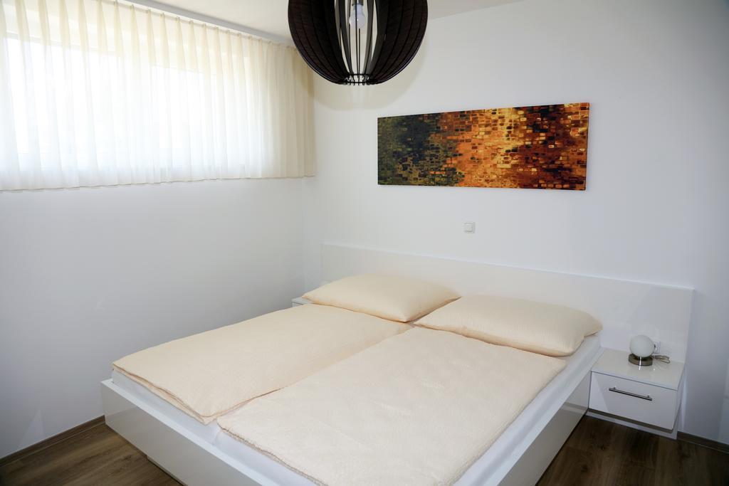 Penthouse Griemann 2 Fuer Max 4 Personen Mit Eigener Grosser Dachterrasse Zum Relaxen! Illmitz Dış mekan fotoğraf