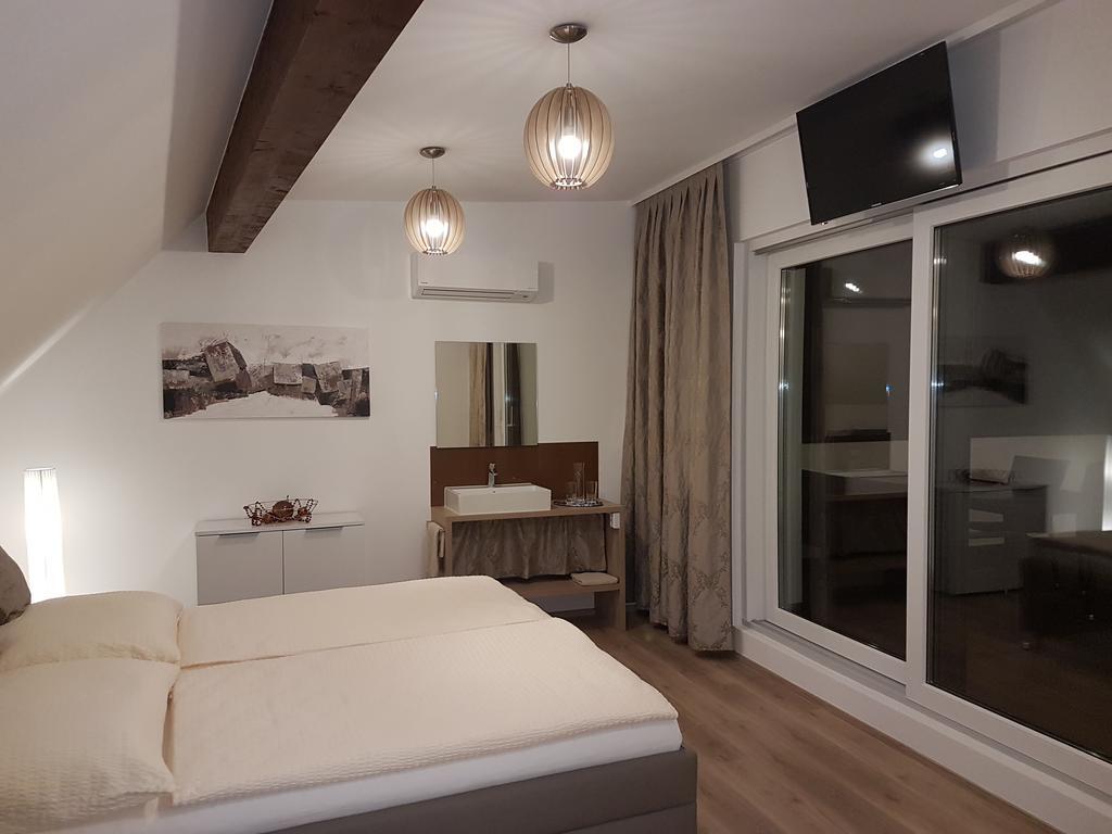 Penthouse Griemann 2 Fuer Max 4 Personen Mit Eigener Grosser Dachterrasse Zum Relaxen! Illmitz Dış mekan fotoğraf
