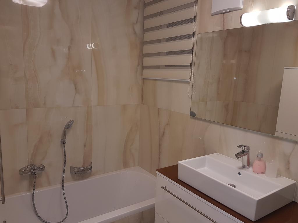 Penthouse Griemann 2 Fuer Max 4 Personen Mit Eigener Grosser Dachterrasse Zum Relaxen! Illmitz Dış mekan fotoğraf