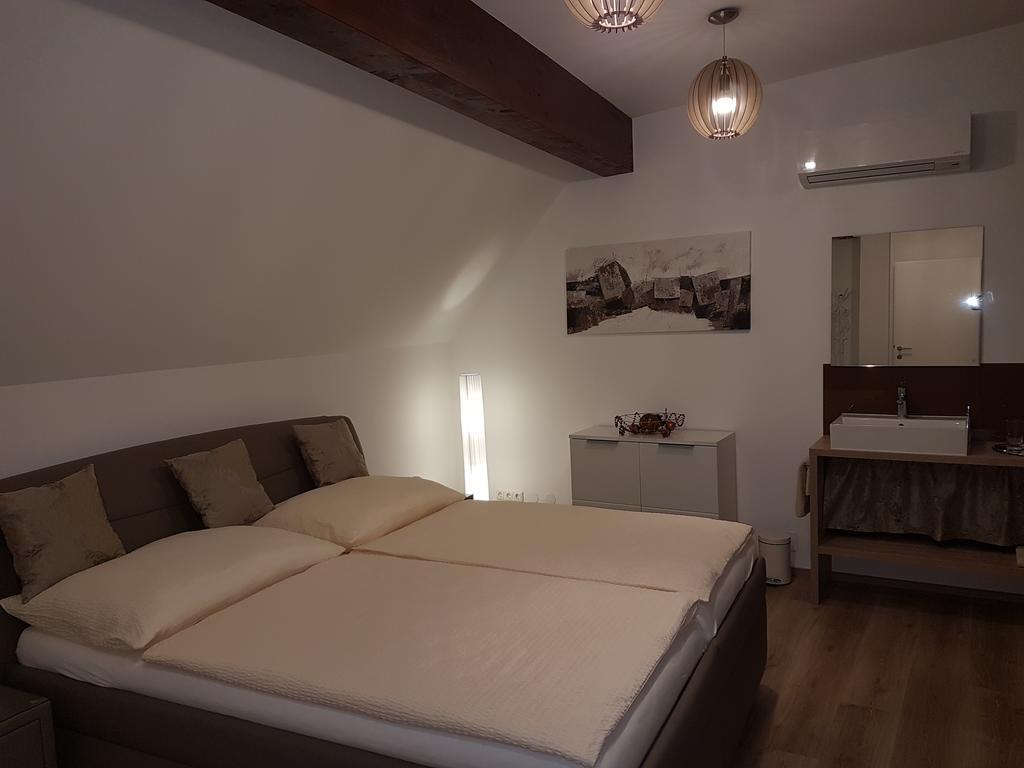 Penthouse Griemann 2 Fuer Max 4 Personen Mit Eigener Grosser Dachterrasse Zum Relaxen! Illmitz Dış mekan fotoğraf